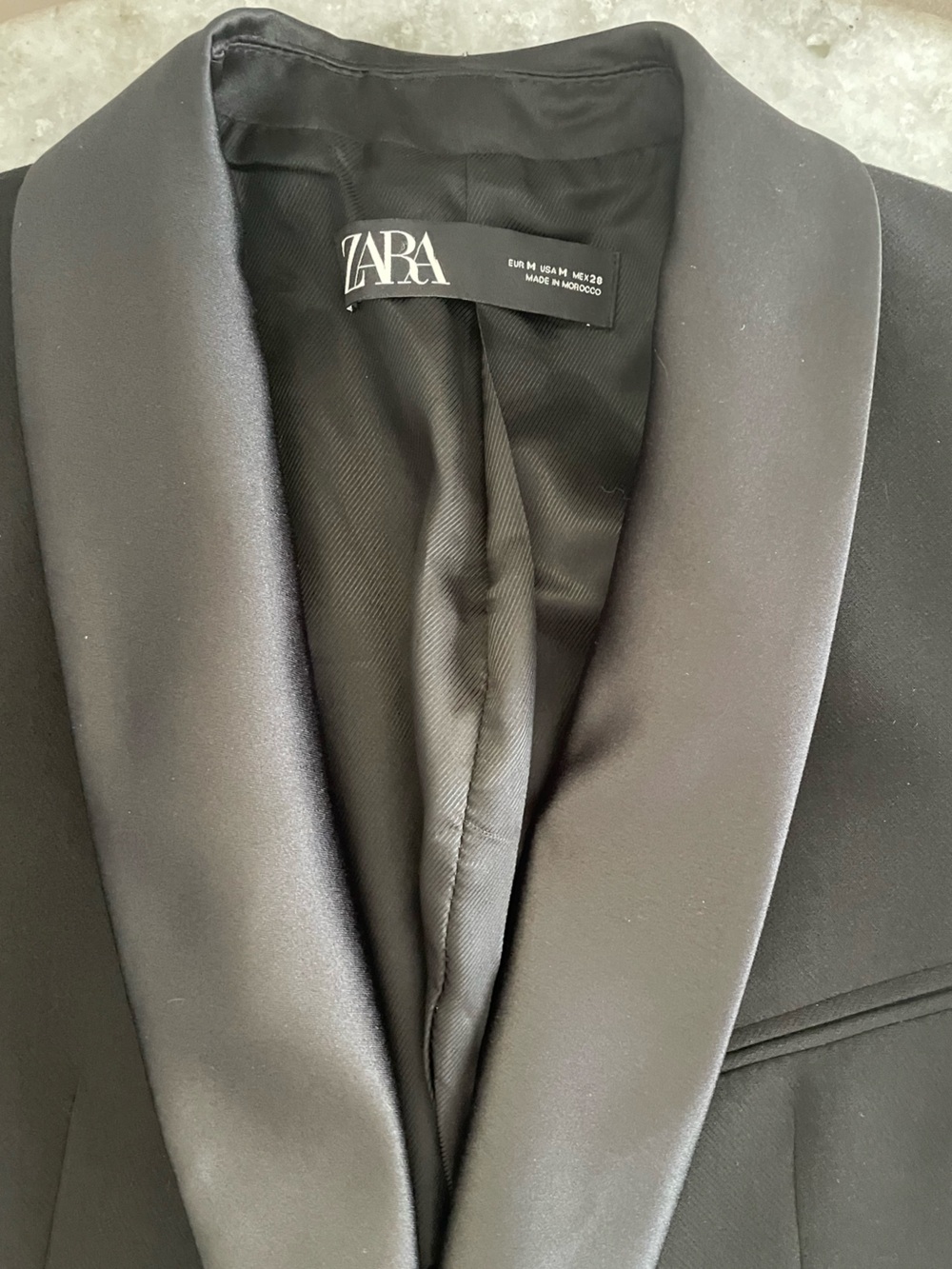 Zara Tuxedo Blazer - Picture 8 of 16